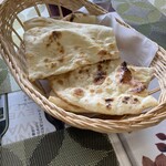 ピンクシティジャイプール - おかわりナン