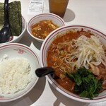 蒙古タンメン中本 - 