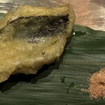 くずし鉄板 あばぐら - 天麩羅　小田原漁港直送真鯵　自家製だし塩