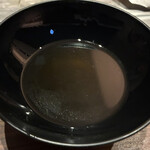 くずし鉄板 あばぐら - 椀物　黒毛和牛コンソメ