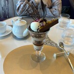 グランパラディ・ラウンジ - 