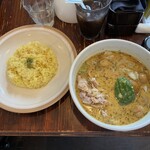 SOUP CURRY KING - 和風ダシの煮込みチキンカレー