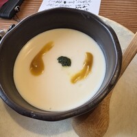 杉・五兵衛 - 出来たて豆腐、またこれが美味しい。