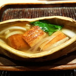 神楽坂 石かわ - 鰻と玉ねぎの小鍋