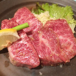 杏樹亭 岸根店 - 特選厚切り上ハラミ塩。ヤバイくらい美味いジューシーなハラミでした