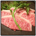 杏樹亭 岸根店 - 特選バラ焼き。脂の甘味が最高でした