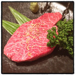 杏樹亭 岸根店 - 赤身ステーキ。この日のスペシャルメニュー。モモかランプだと思いますが、赤身の濃厚な旨味が堪能出来ました