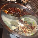 老麻火鍋房 薬膳火鍋専門店 - 