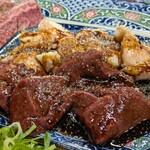 和牛屋 こつみ 白子駅前店 - トロホルモンと厚切りレバー