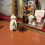 朝鮮飯店 - テーブルセット