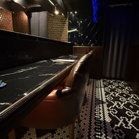 HIKARI - 