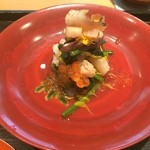 鱧、帆立の焼きしも、焼き椎茸、ほうれん草、菊花のお浸し