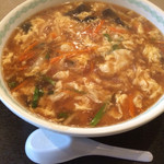 燕煕樓 - 酸辣湯麺