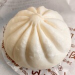 LAWSON - 料理写真:『肉まん』