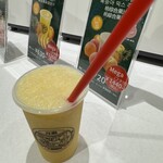 元祖大阪梅田ミックスジュース エキマルシェ新大阪ソトエ店 - 