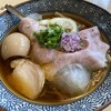 地鶏と金目鯛 中華そば 鶯