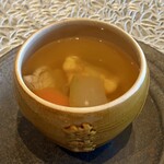 梨杏 - とうもろこしと豚肉入り香港風蒸しスープ