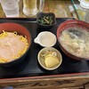 かに・海鮮問屋 魚どん亭