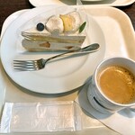 レパコ - 料理写真:桃と紅茶のショートケーキ