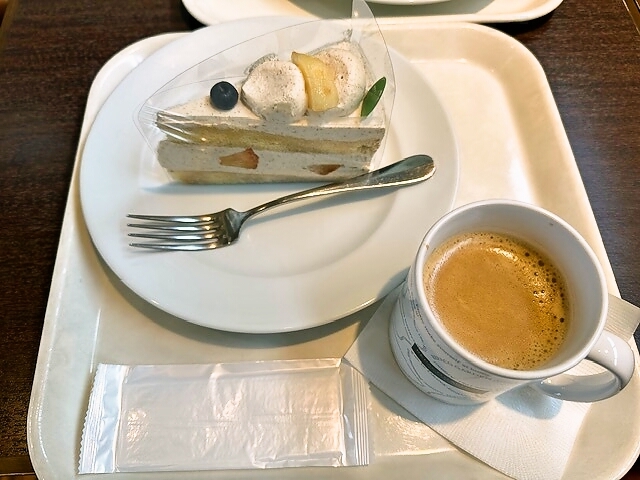 レパコ エイトタウン本宮店 &ndash; 五百川の絶品ケーキとカフェ体験