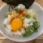 麺屋しずる 安城店 - ピリ辛TKG(たまごかけごはん)