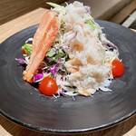 札幌海鮮丼専門店 すしどんぶり - 蟹サラダの蟹の量ハンパないよー