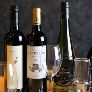 グラスとボトルで味わえる厳選ワイン◆随時新しい銘柄を入荷