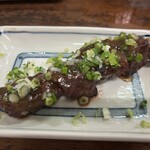 桐林もつ焼 - 牛串