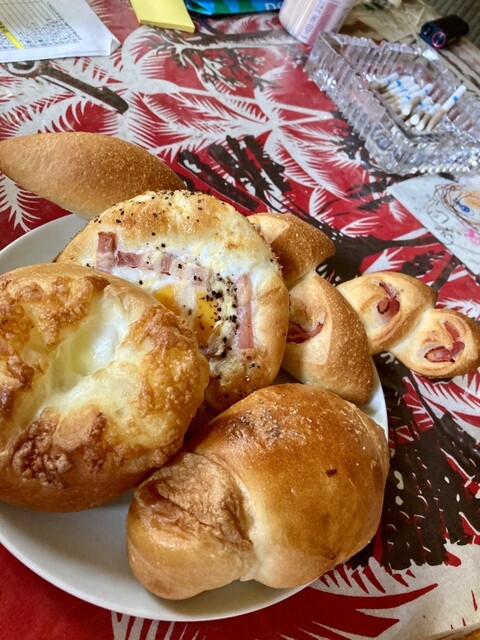 サンヴァリエ 弥生店（Cent varie） - 青葉（パン）