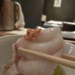 お料理 ふじ原 - プルプルのクエ、一口どうぞ～