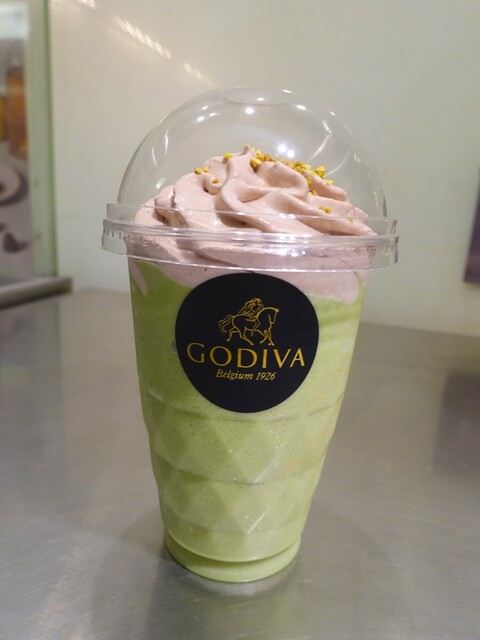 GODIVA Shinmarunochi Biru Ten photo 5
