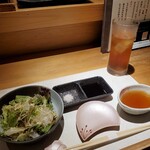 お出汁で食べる串かつと釜めしの専門店 ぎん庵 - 