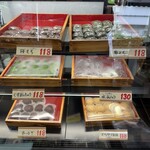 あずき最中総本家 - ショーケース