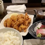 活魚 魚一 - 鶏の唐揚げ、カリジュワで、歳の旨みが出てうんまい^_^