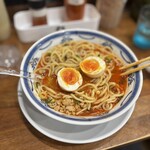 無冠  阿佐ヶ谷 - 牡蠣スープかけて味卵パカり