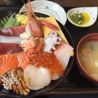 すし・丼ぶりの店 くう海_0