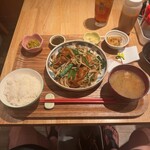 荻窪 もがめ食堂 - スタミナ焼肉定食