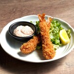 九州名物とめ手羽 - 洋食仕立てのエビフライ
