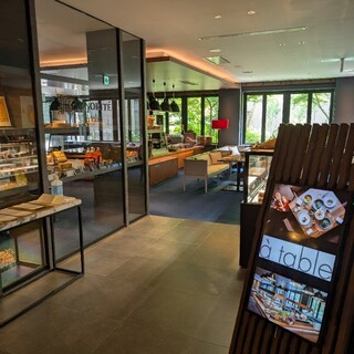 ア・ターブル_2