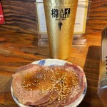肉屋 金星 - チューハイ390円、タン390円