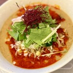 新新園 - 酸味を従える冷やし担々麺