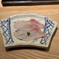 奥 - 