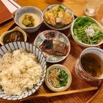 八百屋とごはん あさだ - ねばとろ出汁茶漬け