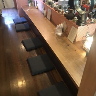 畠瀬本店食品部_2