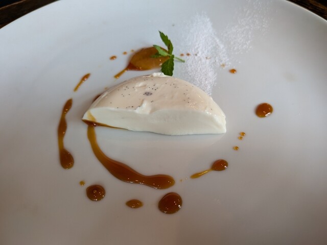 デザートのパンナコッタ