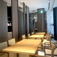 肉寿司 肉和食 KINTAN コレド室町 - あっちゅーまに人がいなくなった