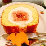 森のらくだ - いちじくロールケーキ