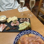 神田屋のスタンド 夕やけ 新宿南口ルミネ前店 - 