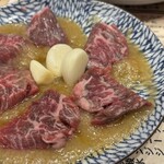 近江焼肉ホルモンすだく - ハラミちゃんとニンニク