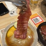 近江焼肉ホルモンすだく - ロースのダイヤモンドカット